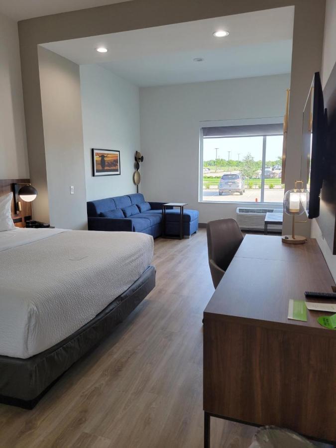 La Quinta Inn & Suites By Wyndham Terrell Extérieur photo